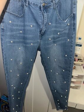 SHEIN Blue Skinny Jeans with Pearl Studs